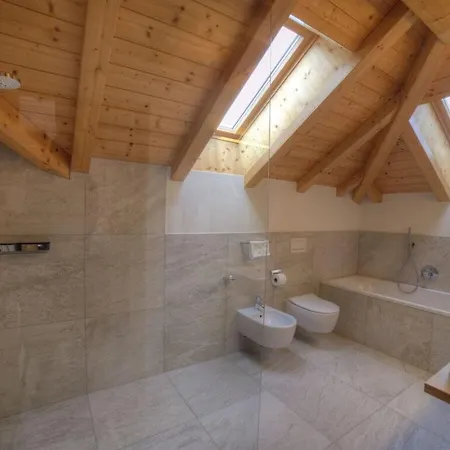 Nest Comfortable Chalet Floronzo